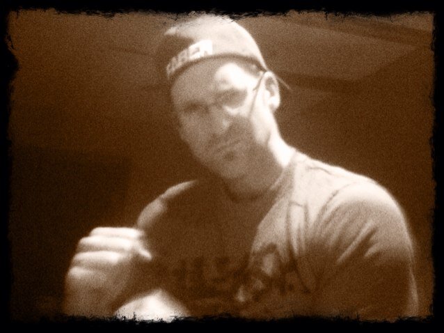Knicks, Penn State, Islanders, Yankees, New Yorker & MMA Fan. Peace & love!!