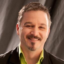 Marketer, Entertainer and Designer Extraordinaire :) That's right, Extreme Mentalist, Celebrity Impersonator and all round crazy guy - greg T! :)