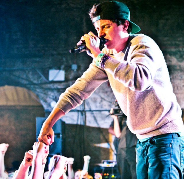 George Watsky Fan Page! Help @gwatsky notice me! This is not official. #cardboardcasstles