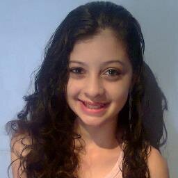 karolaine.leite@facebook.com