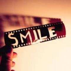 cuandOo estAs feLiZz disfrUtaSs la MusicaA, CuandoO eStas trIsteE enTienDes lA lEtra ......
