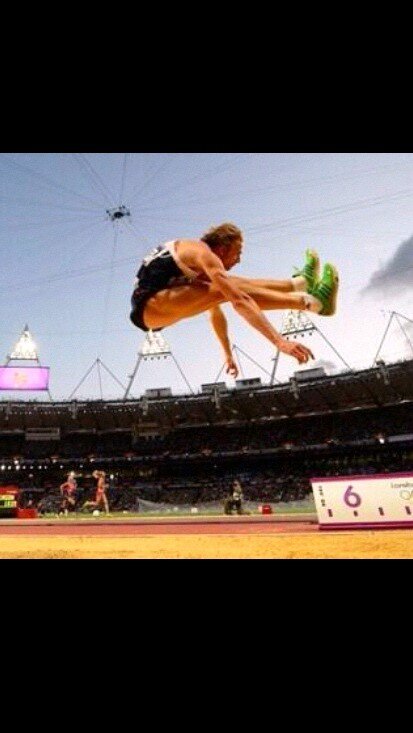 defendiendo el atletismo desde 2012. #noalcierredeteledeporte
