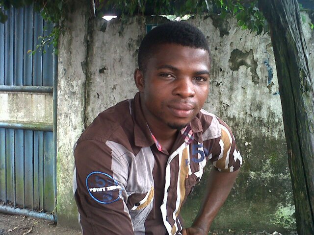 Ikechukwu202's profile picture. Just ask