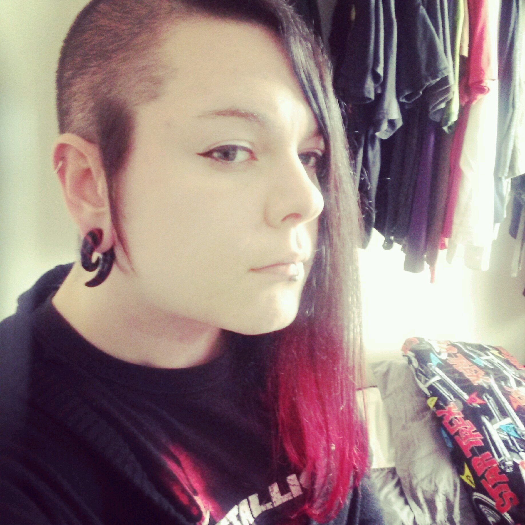 Artist, gamer, thinker, writer, lover of things grungy and industrial, geek of all trades, Seattle nomad. Also, I make things.