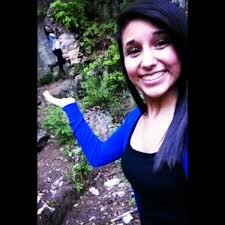 brisalerma848's profile picture. Nunca dejes pasar una oportunidad que te haga feliz a ti, solo porque a los demas no les guste.