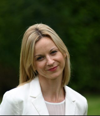 I've invested in building a free to download smartphone app to help separated parents. Please support !