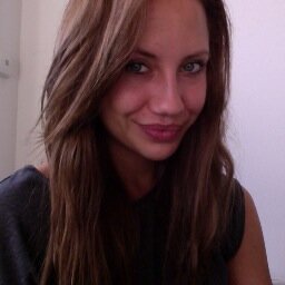 Writer, Culinary Healer, Lifestyle and nutrition coach, spirituality student, 
http://t.co/bjtHma0572