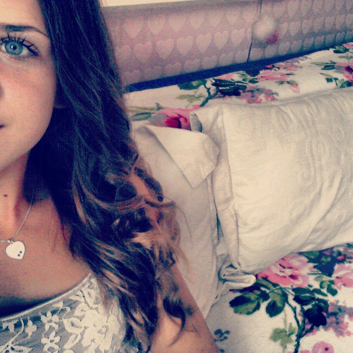 - insta ; xramonaax