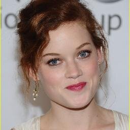 Just an obsessive fan scouring the internet to bring you pics, videos and news regarding Jane Levy!