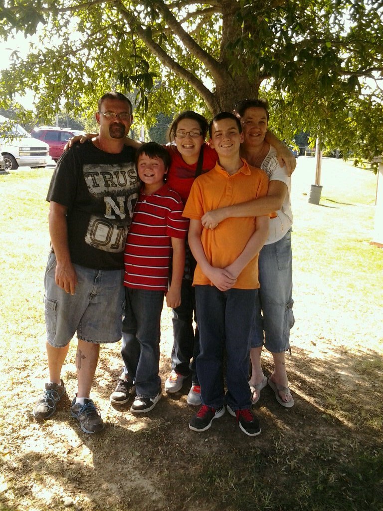 aprilwalker1993's profile picture. I am a child of GOD, a wife, and a mother to 3 of GOD's best miracles