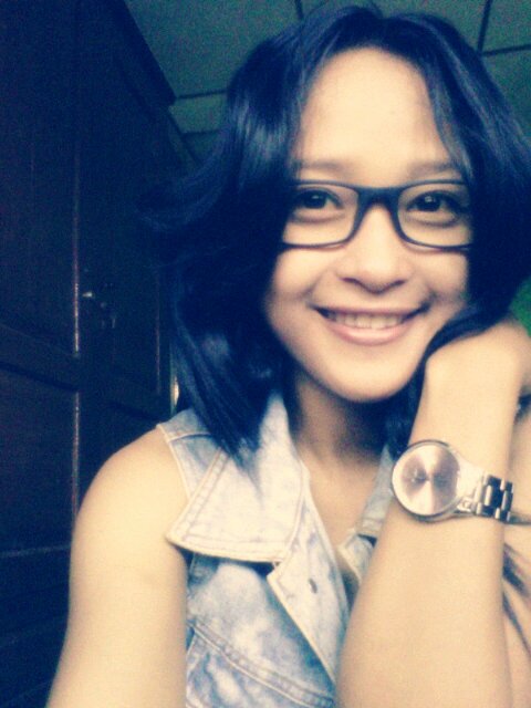 sory ya aku nggak punya temen sepertimu :)