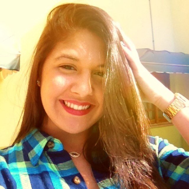 Não adianta conquistar o mundo inteiro e perder a própria alma. Ser apenas feliz já basta.
