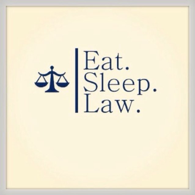 hukuku_gariban's profile picture. iühf'nin tecrübeli olduğu kadar da gariban talebesi