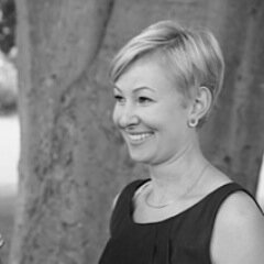 LouiseMulvad's profile picture. Jeg kobler mit sundhedsfaglige arbejde med psykoterapi, da jeg anser sundhed for at være trivsel - fysisk, socialt og psykisk.