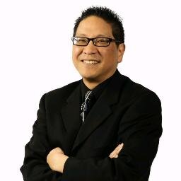 Professional magician. I cover the world of magic and illusion with the latest magic news and trick and DVD reviews. https://t.co/LnMC41XzNF.