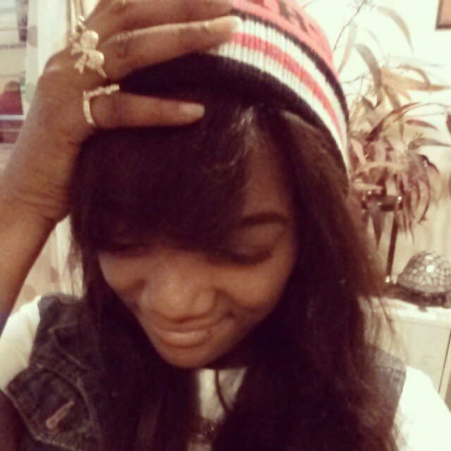 IG:simonedec
Kik:simonedec19
ask.fm:lovelii19
snapchat:simonedec