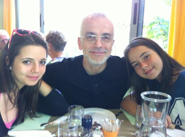 Father of two lovely daughters. Marathon-man, loves cooking and reading. A professional in Pharma industry with more than 20 yrs of experience.