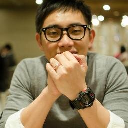 A tech guy who loves gadgets, stocks, games and being a dad.