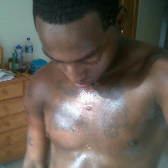 On my skin u'll find there's ink but its only cuz my style's unique exotic dancer? Tell me wat yuh think