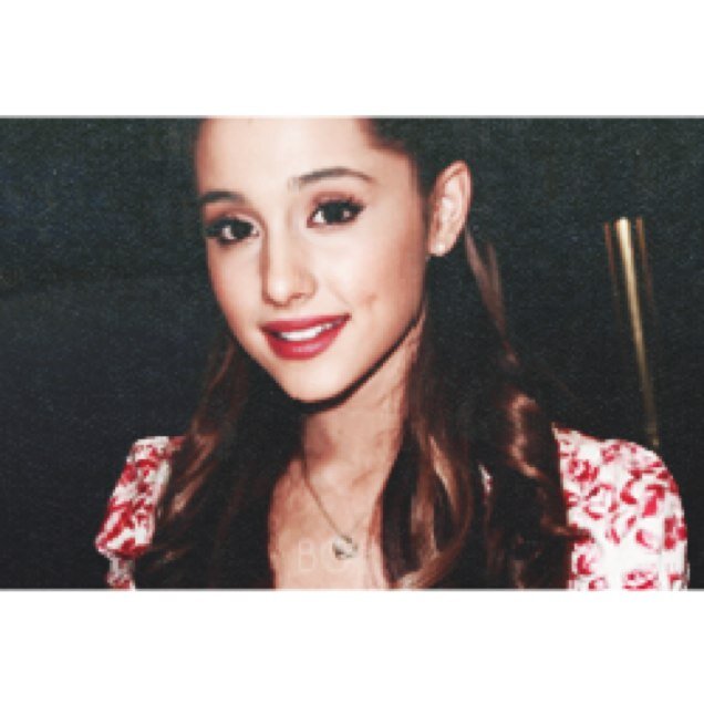 ariana | 20 | single | coccolamica | migliore amica | sfogamica | scleramica | scopamica | ari ve lowa | dm