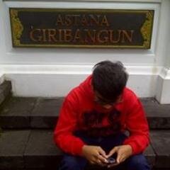 18 Y.O || #moeslim || #futsal #volleyball || #FCBarcelona #Cules #viscaBarca || I ♥ ALLAH || my best friend: @adimasoki || follback? Just mention me ☺