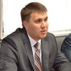 Периодический юзер в twitter. О себе: главный врач ГБУЗ ЯНАО Надымская ЦРБ, кандидат мед. наук.