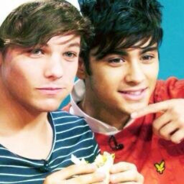 21 years old. Educating young little monkeys about the art of drama on a daily basis. [RP with @Just_ZaynM]