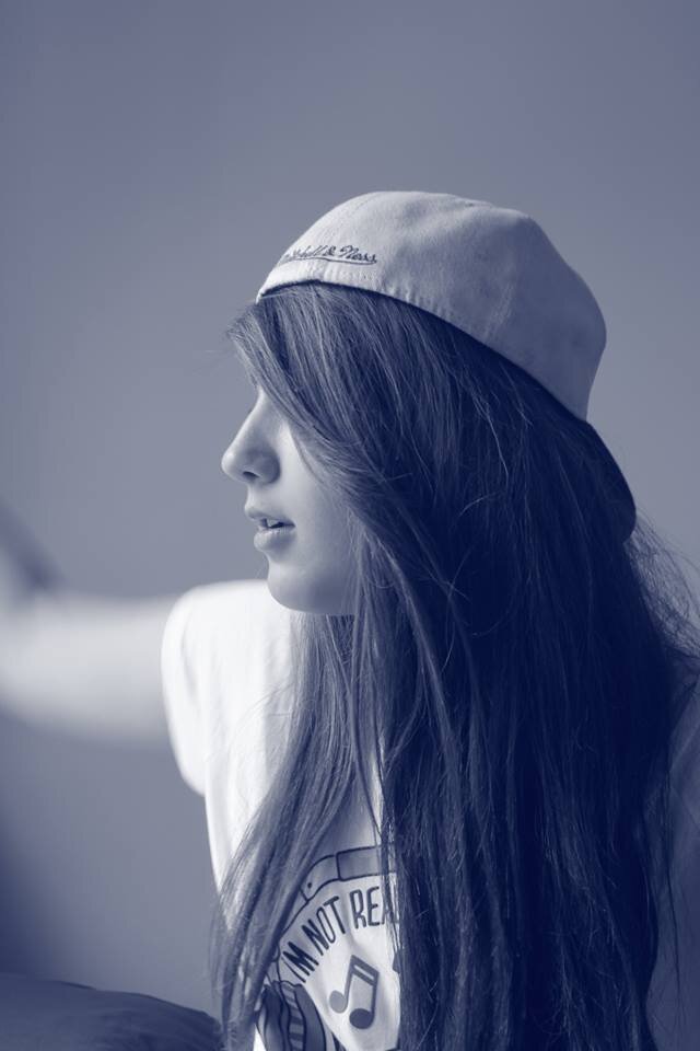 imagine theres no heaven, Its easy if you try.