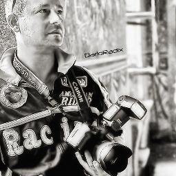 Photographer & Urban explorer  
http://t.co/ospwCU2UY2
http://t.co/MZ1okagZZe Instagram: DarylRadix