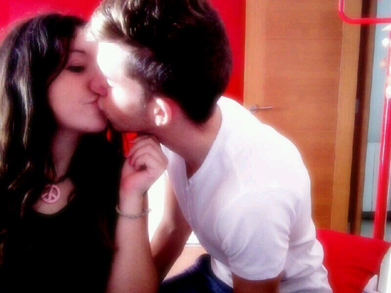 la quiero de verdad y es lo mejor que me a pasado, se que nadie mas ocupara su lugar, siempre juntos, DIECISIETE L'