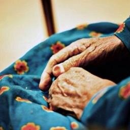 ﻷنَ النعمّ لا تدوَم رحَلت جدتي.
