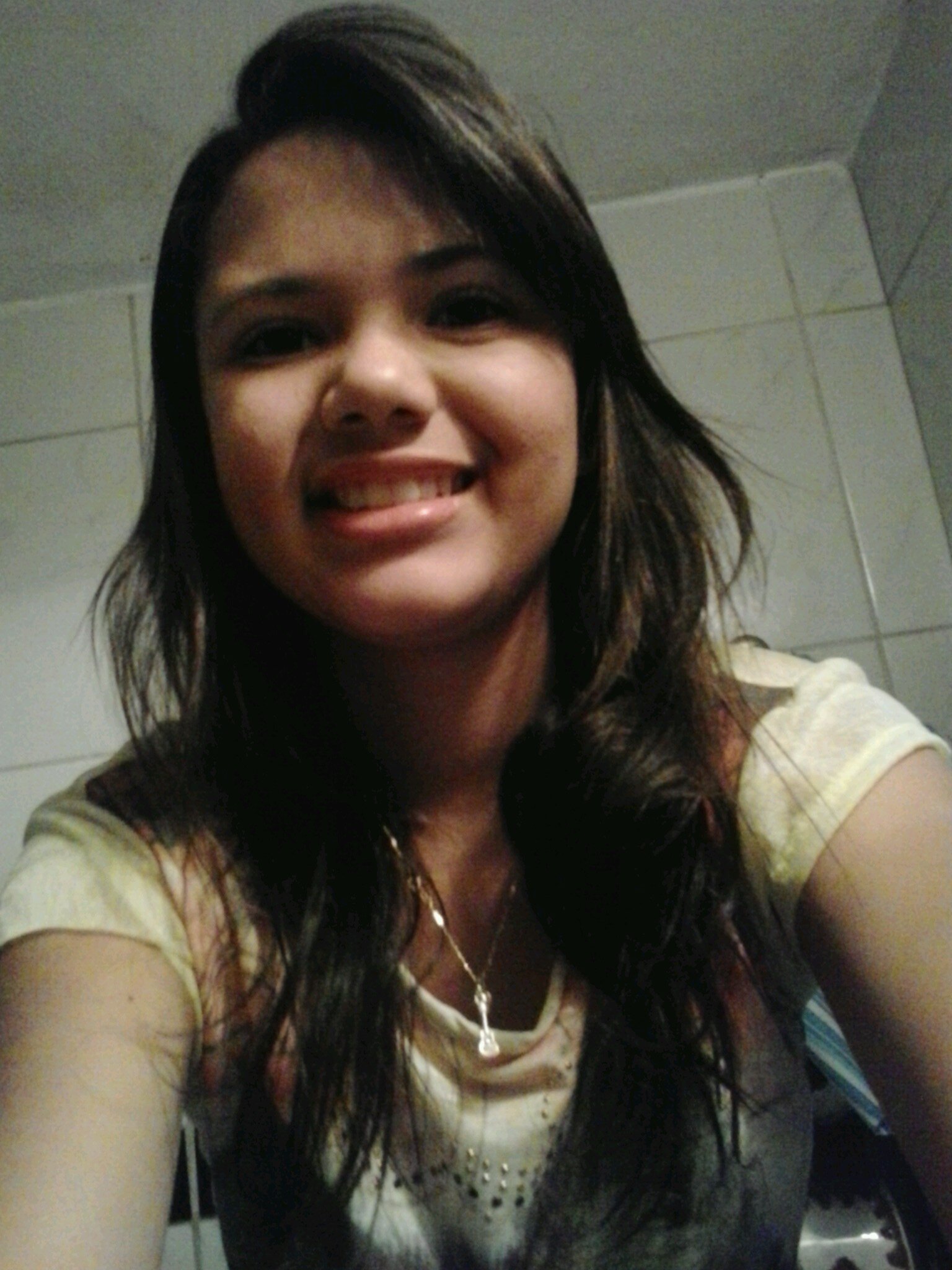 ~~ Leonina, animada, carinhosa, ciumenta ao extremo, gosto mt de rir, de brincar, de viver. AMO A VIDA! & acima de tudo FLAMENGUISTA DOENTE!
