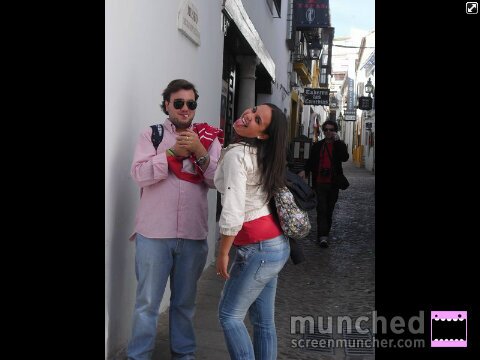 Carnaval, Semana Santa, Sevilla, Cadiz. No te creas mucho de mi. Todo es mentira! Pureza por bandera.
