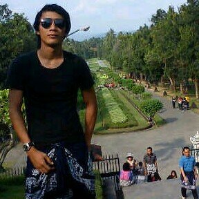 gunkroncong's profile picture. @pusparinaa forever