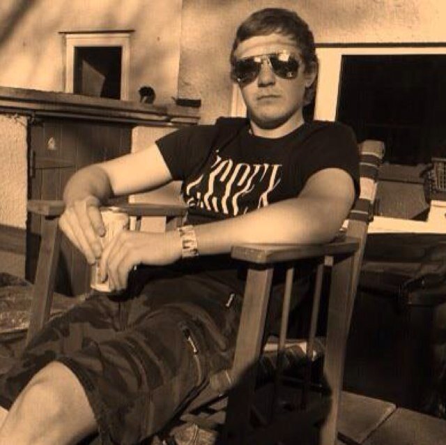 billy_gardiner's profile picture. Beatles, Queen, Arctic Monkeys, Kasabian, Reverand & The Makers, Enemy, Imagine Dragons, White Stripes, Strokes, Black Keys, Jake Bugg, Miles Kane, Ian Brown