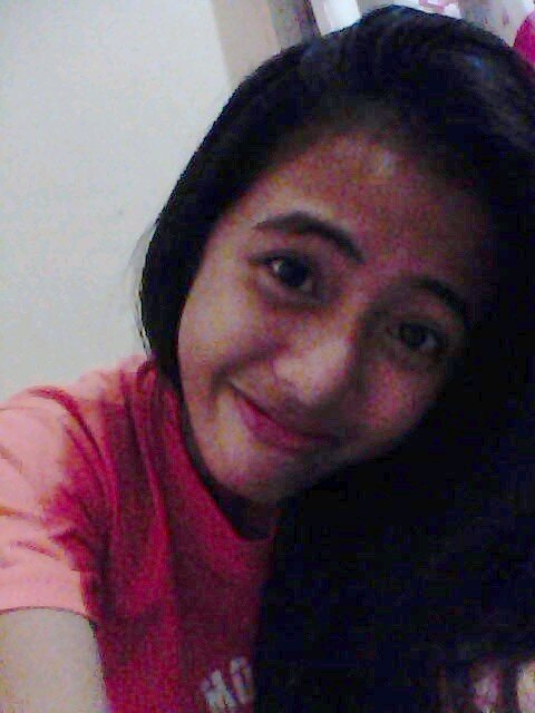 please follow me , and i'll follow you back!!!