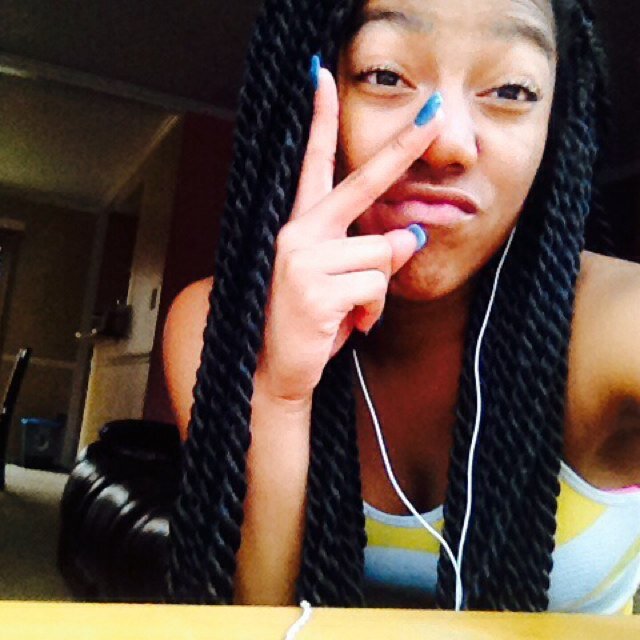 Follow Me On IG: Lovelyyy_x2 | Living life the wild way.