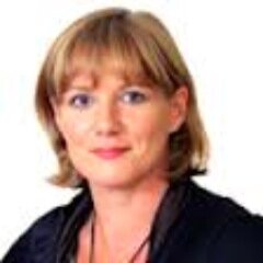 Writer and Filmmaker. How to Have a Magnificent Midlife Crisis, Everything You Need to Know About the Menopause. https://t.co/DSg2t1kNFy