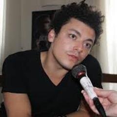 Mon plus grand rêve?.. être follow par @kevadamsss et par @NBensoussan               si toi aussi tu adore Kev' Adams, suis moi :3