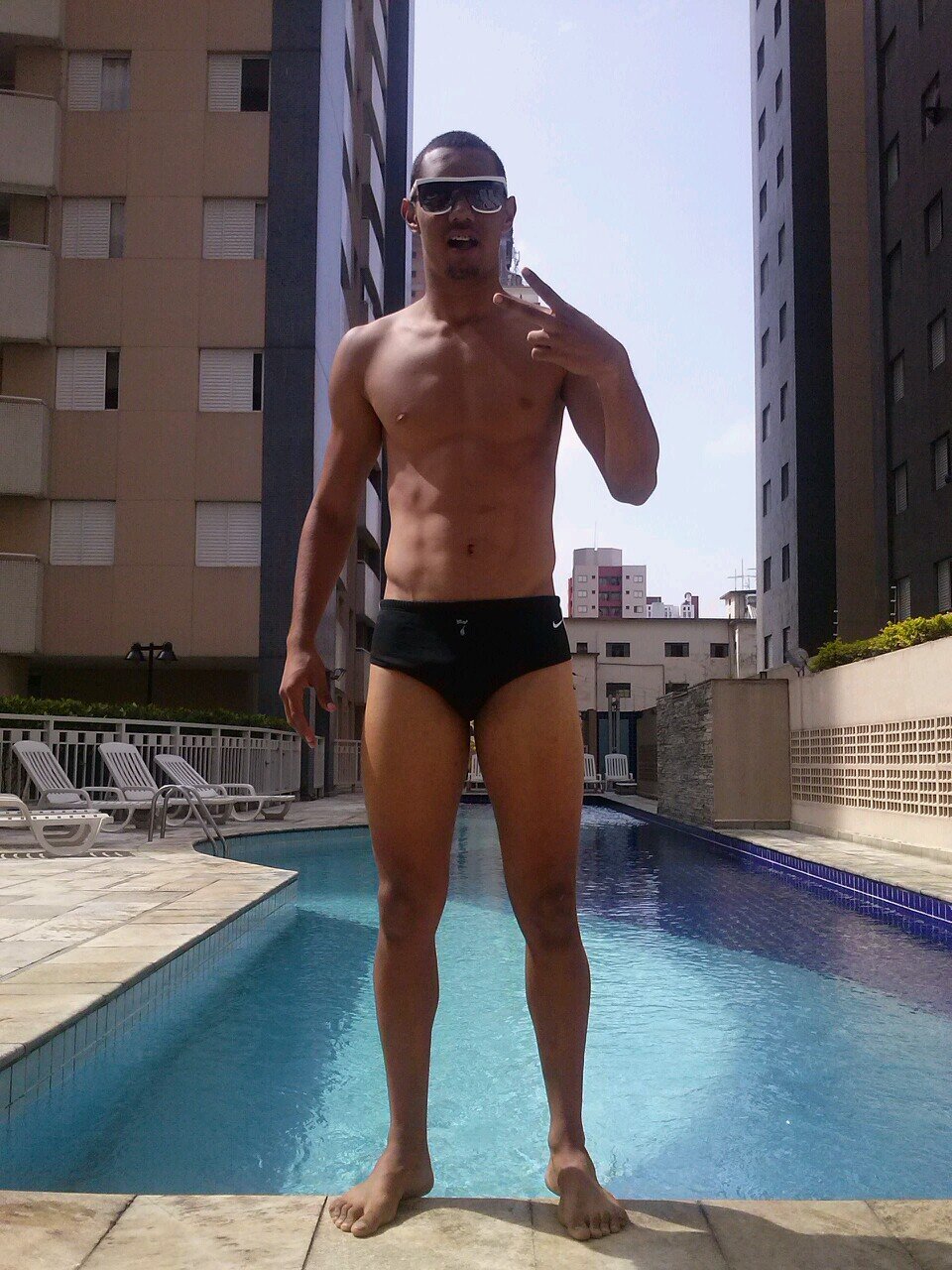 Jogador do CORINTHIANS ! Tudo posso naquele que me fortalece ! Deus
