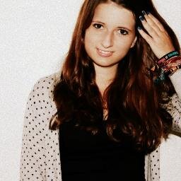 I don't really know what to write about me so if you wanna know sth. just ask :) - I follow back!
xoxo