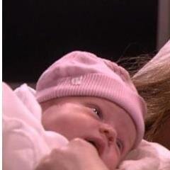 Nola Sanders -  Liefste Mama! @Nina_Sanders_ - beste vriendin! @LanaDeJong - Wordt later Fotomodel - #GTSTRollenOn  -