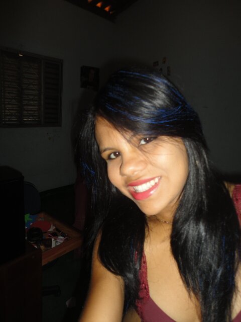 LamaraJasminy's profile picture. “ Já destruíram meu sorriso com uma simples palavra.”