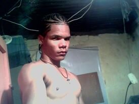 algenisfashion's profile picture. 