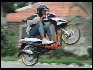Jangan liat orang dari luar, tp dari cara dia berfikir