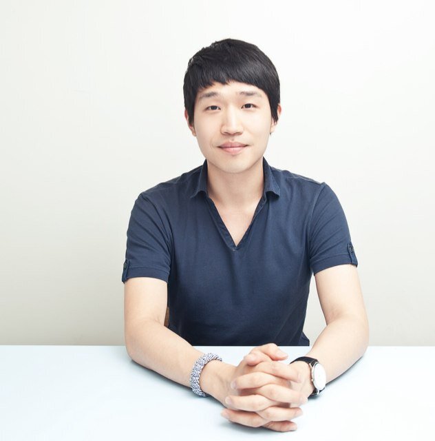 신문방송학을 전공하고 커뮤니케이션과 미디어, 철학에 관심 있어요. 매사에 임할 때 사람 냄새나는, 인간의 향기를 내는, 그런 사람이 되고자 노력하고 있습니다만 생각보다 쉽지 않네요