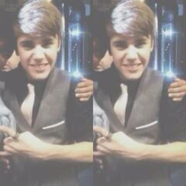 FOLLOW MY OTHER ACC @__ilovebiebs
