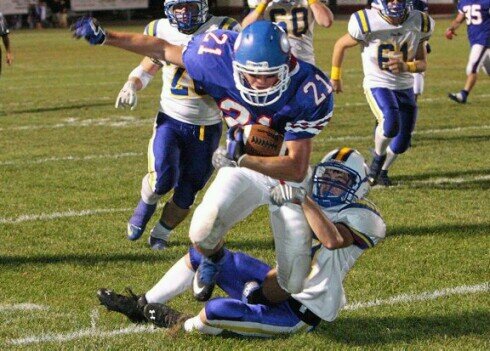 I play football and I'm the greastest to ever play at WV