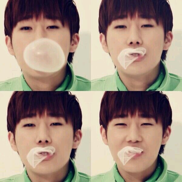 คิมซองกยู ลีดเดอร์แห่งเด็กแคระ ผมสุภาพ ใจดี แต่แน่นอนครับ ผมคือ coolguy คุณไม่รู้หรอกว่าผมคิดอะไร หรือผมเจ้าเล่ห์แค่ไหน มาคุยกันนะครับ *ยิ้มหวาน* 19.05.2013
