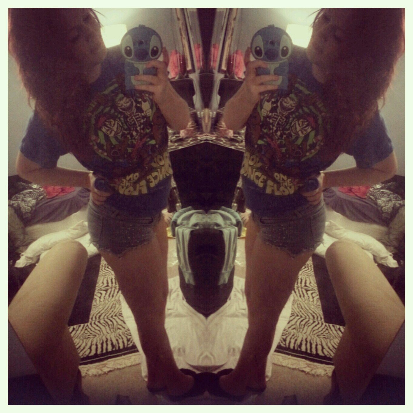 MandiiMunchies's profile picture. my life. hair 50 shades of red.